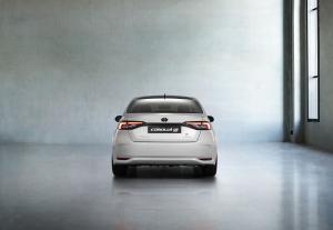Toyota Corolla Hybrid Sedan GR Sport 2020 года  (EU)
